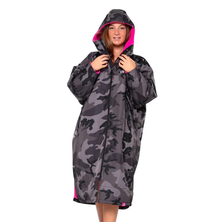 Dryrobe Advance Changing Robe Long Sleeved - Black Camo / Pink
